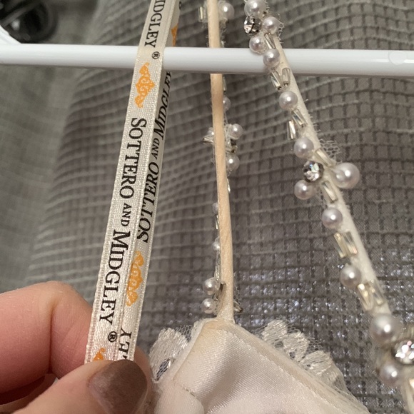 Sottero and Midgley Wedding Gown with beaded detail - Picture 14 of 15